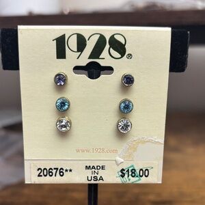1928 Women's Blue and Silver Stud Earrings Set